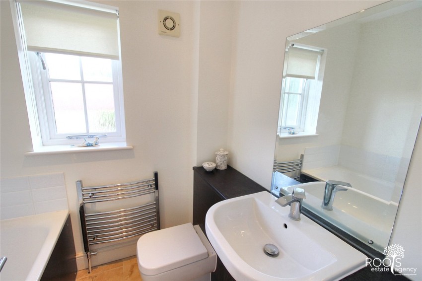 Images for Down End, Chieveley, Newbury