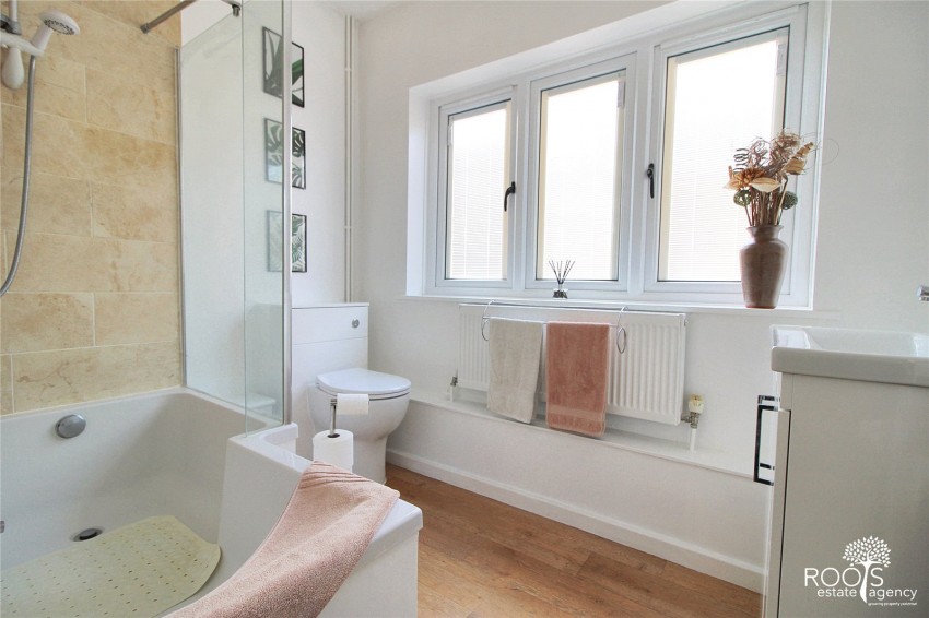 Images for Shaw, Newbury