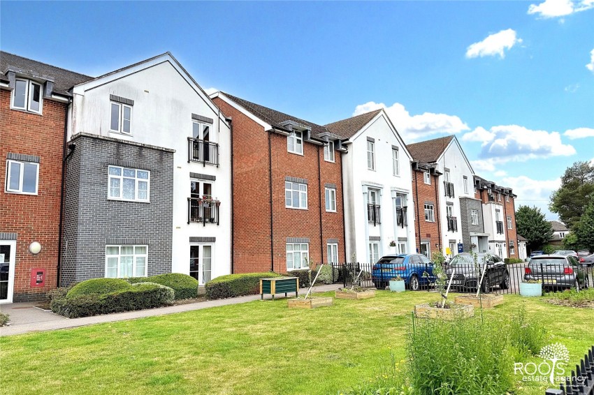 Images for Bluecoats, Thatcham, Berkshire