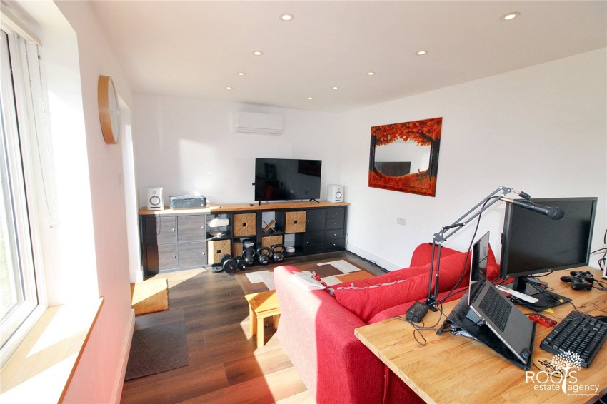 Images for Thatcham, Berkshire