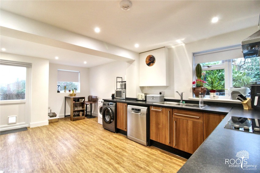 Images for Woolton Hill, Newbury