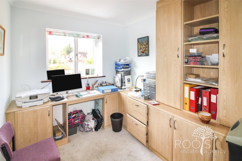 Images for Headley, Thatcham, Hampshire