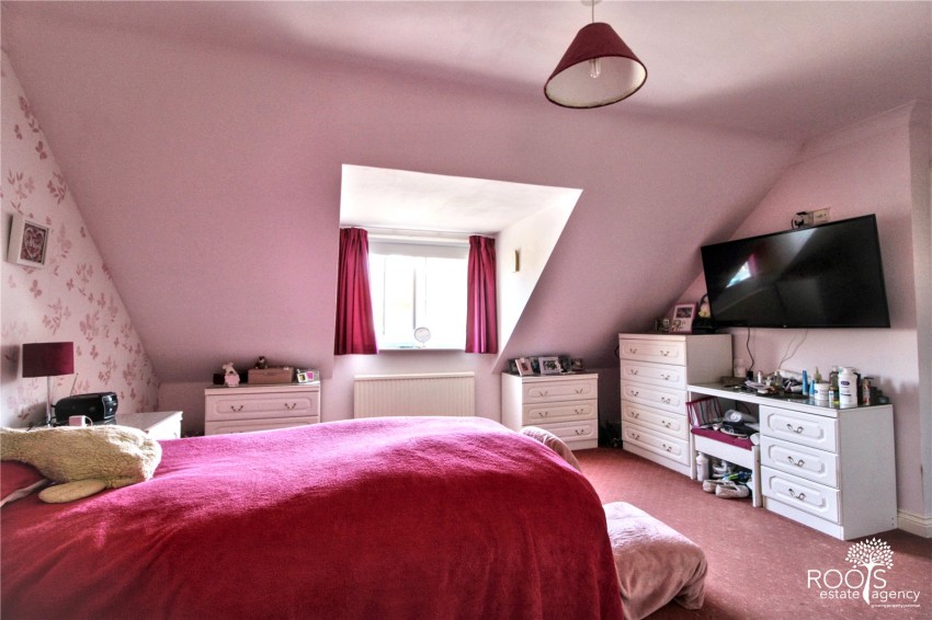 Images for Thatcham